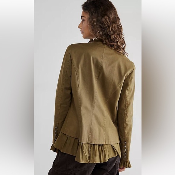 Free People Ruffle Romance Jacket in Army SZ M NEW - Picture 4 of 4